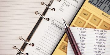 Understanding Your Paycheck: 2025 Guide to Deductions & Taxes - Cover Image